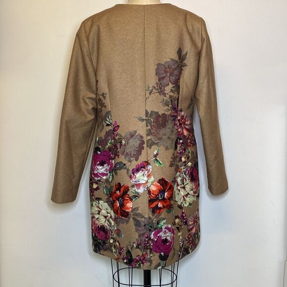 Floral Coat  - Picture 4 of 5